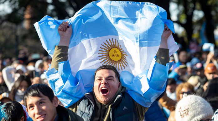 Mundial: cómo cuidar la voz durante los partidos y cuándo consultar