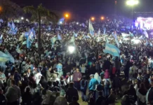 Zárate festejó en el Parque Urbano la épica remontada de Argentina ante Inglaterra rumbo a la final del domingo