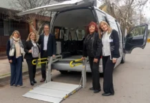 En Zárate, Toyota Argentina donó una Hiace adaptada a CERELIZA para facilitar el traslado de sus pacientes