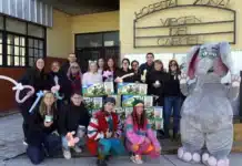 En Zárate la empresa Mercedes-Benz llevó por el Día del niño juguetes al Hospital Virgen del Carmen