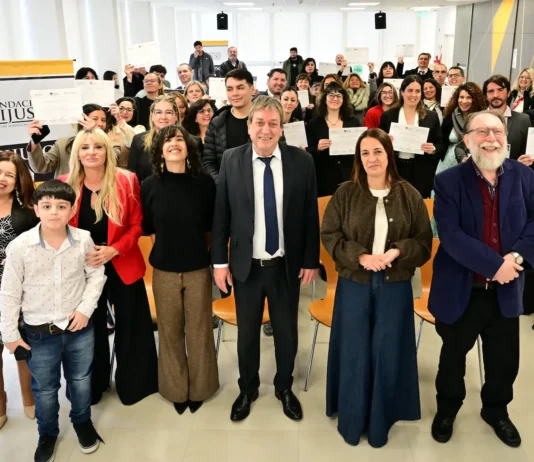 Zárate: 117 profesionales recibieron sus diplomas en nuevas propuestas de formación jurídica