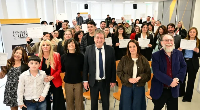 Zárate: 117 profesionales recibieron sus diplomas en nuevas propuestas de formación jurídica