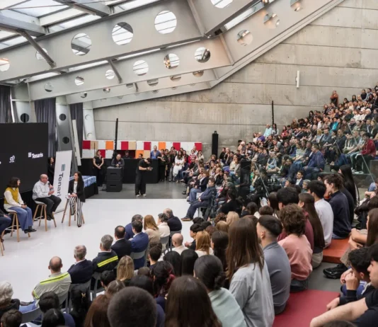 Las Becas Roberto Rocca cumplieron 50 años y distinguieron a 356 estudiantes de Zárate y Campana